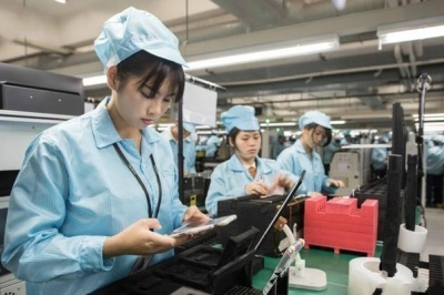 《電子廠招聘信息暗藏玄機，這幾類人即將被時代淘汰!》